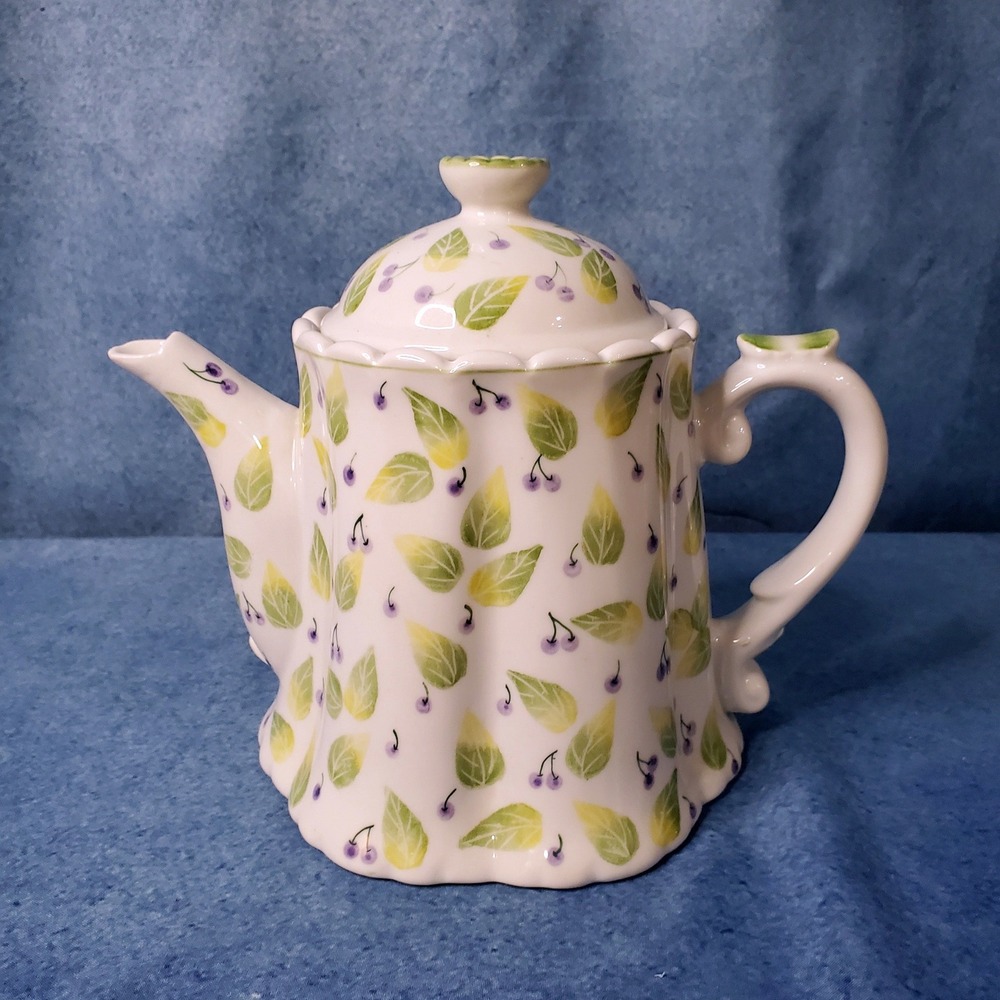 RARE Vintage Andrea by Sadek Porcelain "Vineyard" Teapot Berries & Leaves